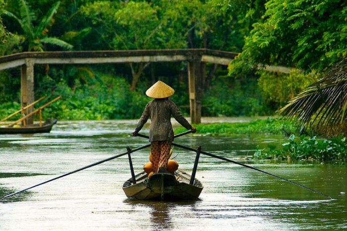10-DAY VIETNAM WITH BONNIE HUNTER