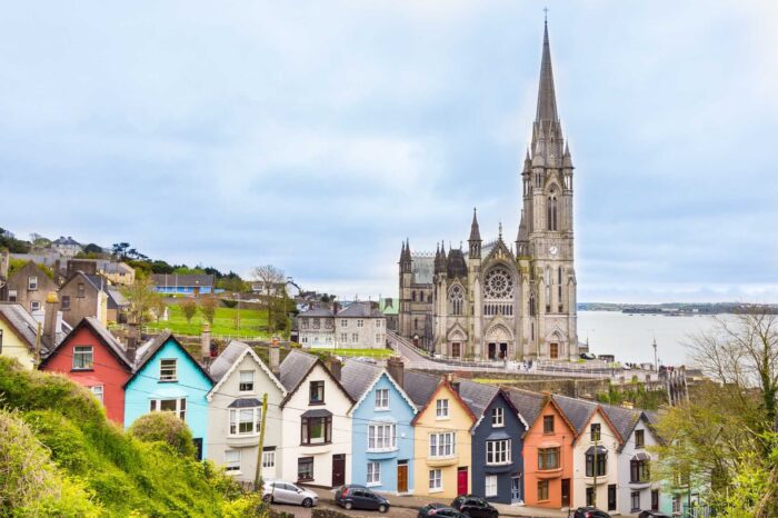 Discovering the Arts, Crafts & Treasures of Ireland