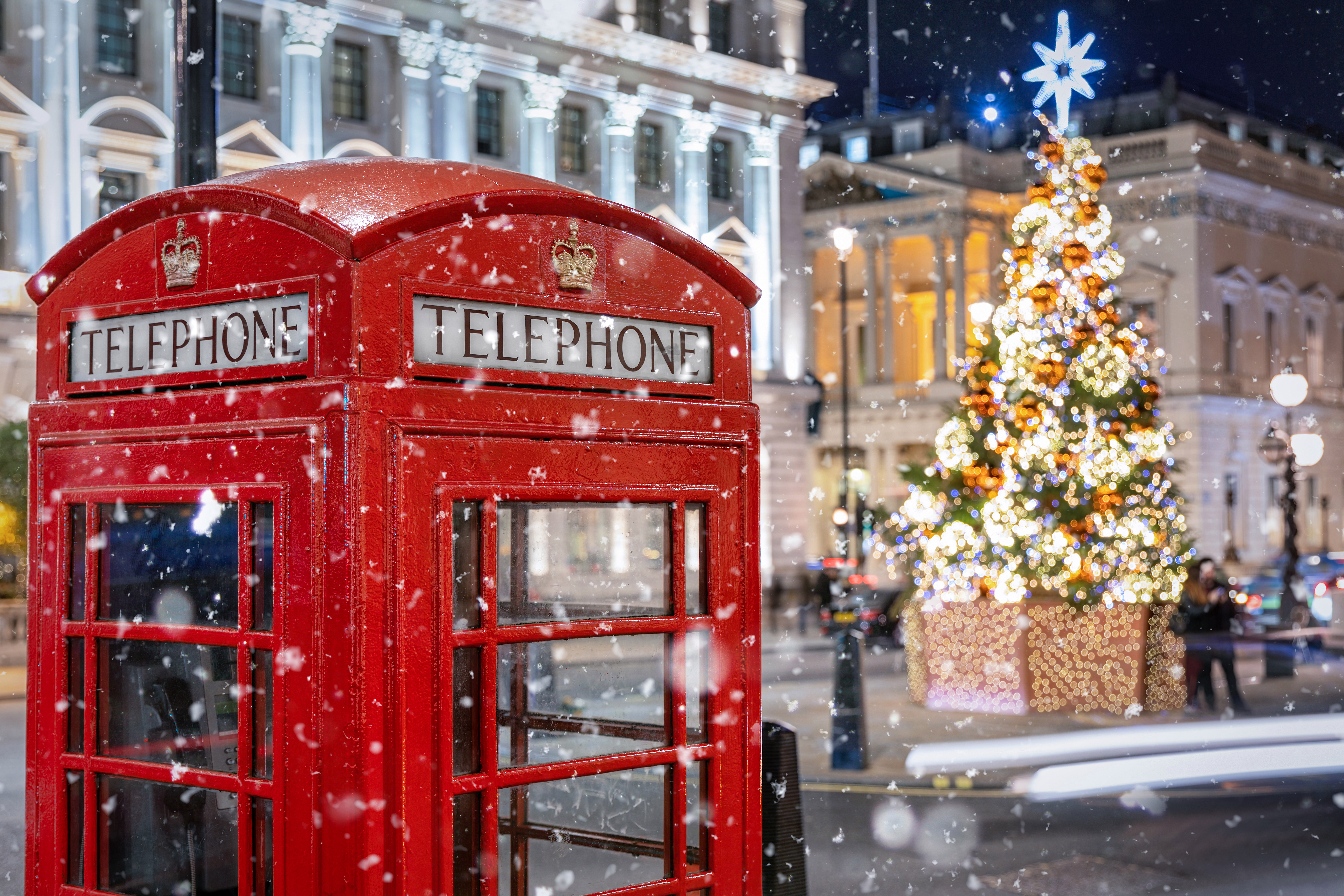 Discovering the Christmas Treasures in Jolly Old England