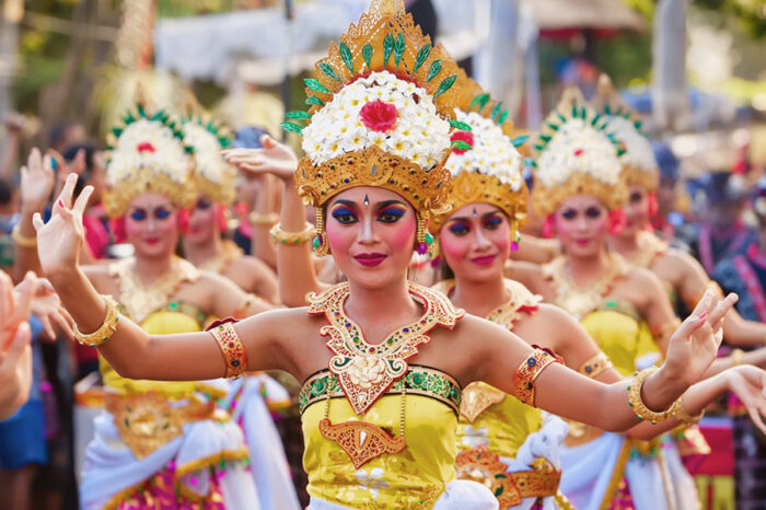 Exploring the Arts, Crafts, & Batiks of Bali