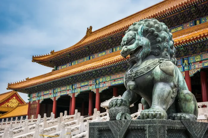 Exploring the Arts, Crafts, History and Treasures of China