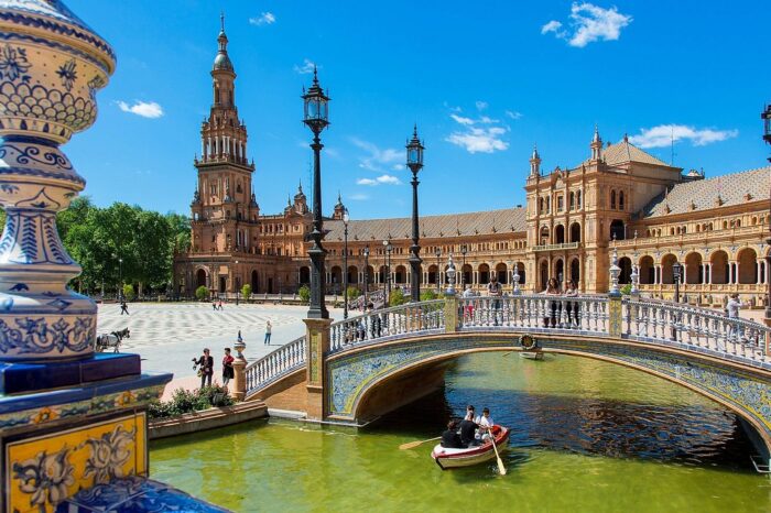 Exploring the Arts, Crafts, History & Treasures of Spain